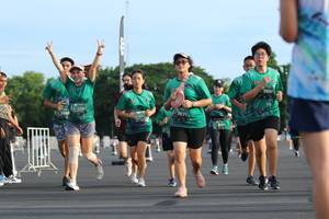 BIB: 766, 106, 7671, 141
                            <button type="button" onclick="openModal(5172987)" class="btn btn-primary btn-sm float-right btn-popup" data-toggle="modal" data-target=".modal-high-quality">
                        <i class="fas fa-shopping-cart"></i> Add to Cart
                    </button>
                                            <button type="button" onclick="isThisMe(5172987, true)" class="btn btn-success btn-sm float-right btn-popup btn-isme hidden" data-toggle="tooltip" data-placement="bottom" title="นี่คือรูปของคุณใช่ไหม คลิกที่นี่เพื่อเอาเข้าอัลบั้ม">
                        <i class="fas fa-plus"></i> Add to album
                    </button>
                    <button type="button" onclick="isThisMe(5172987, false)" class="btn btn-warning btn-sm float-right btn-popup btn-isnotme hidden">
                        <i class="fas fa-ban"></i> Remove from album
                    </button>